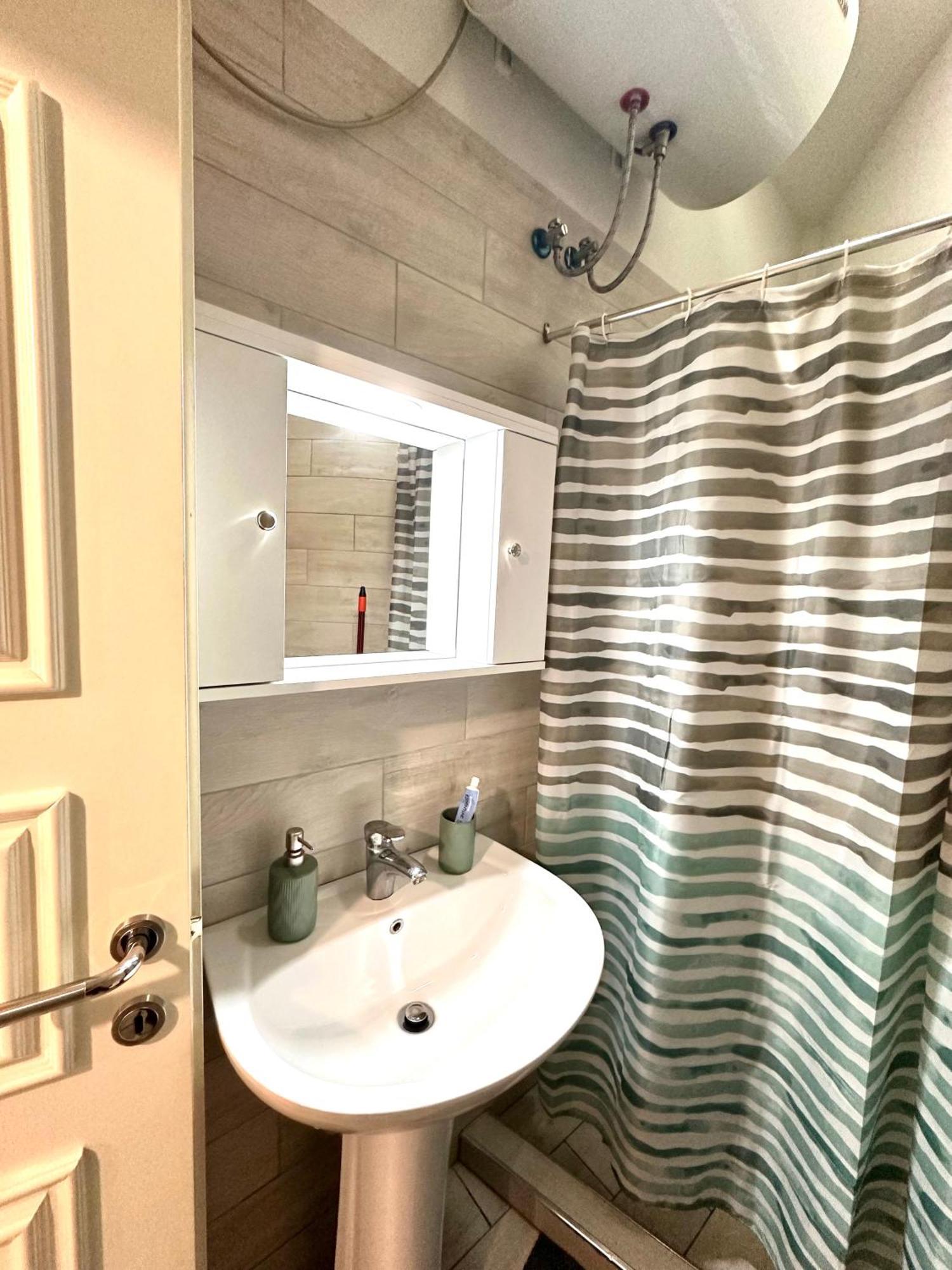 טיראנה At Bazaar Central Apartment מראה חיצוני תמונה